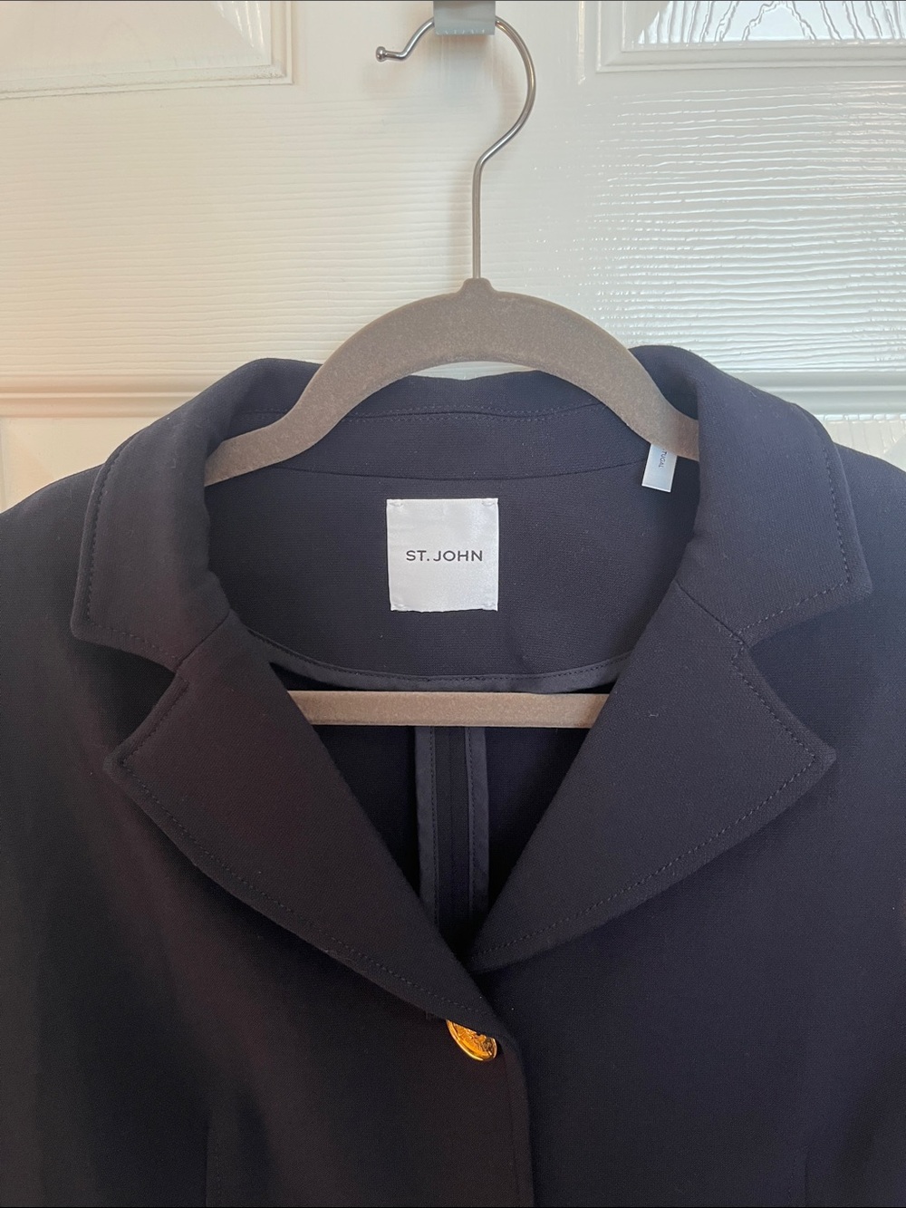 St. John Blazer - Picture 2 of 12